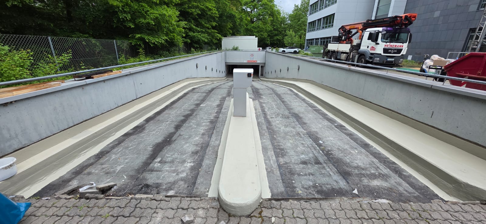 M. Koc Bodenbeschichtungen – Parkhausbeschichtung, Bild 1 von 3