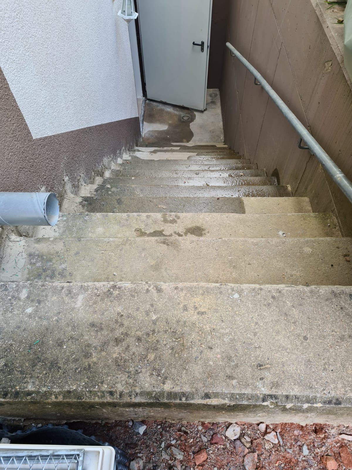 M. Koc Bodenbeschichtungen – Steinteppich und Treppendesign, Bild 3 von 3